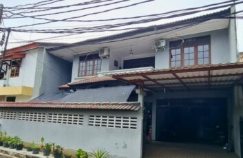 Jual BU Rumah Bagus Dalam Komplek Pejaten Raya Jakarta Selatan